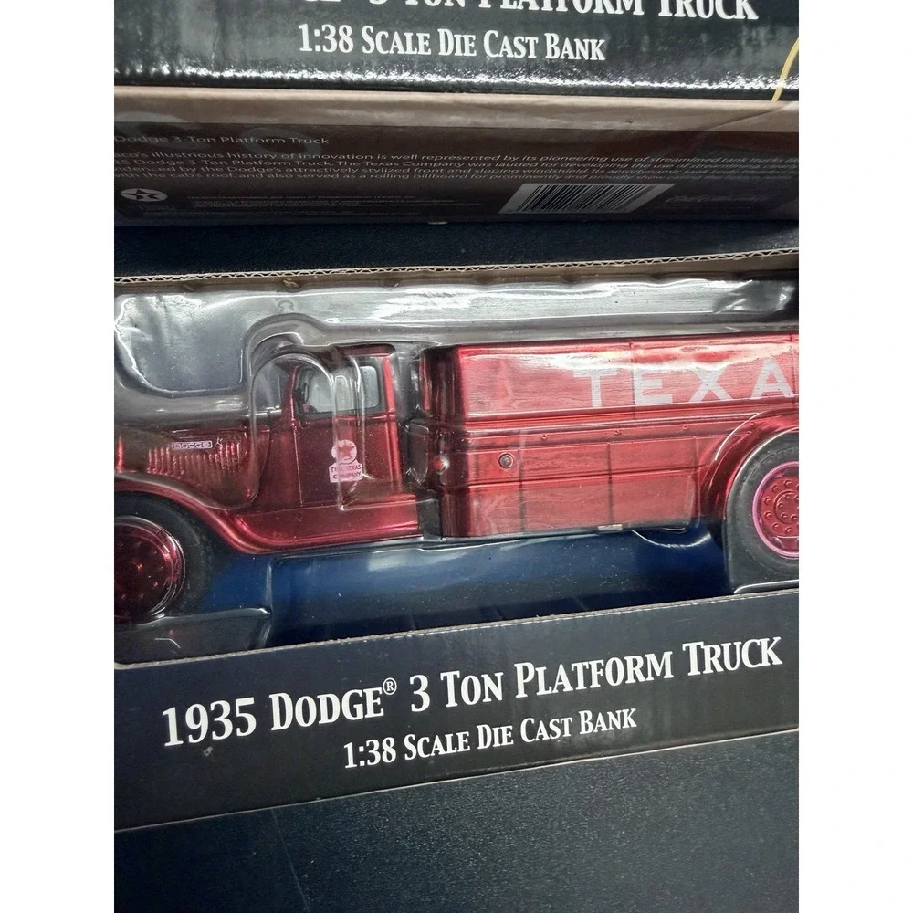 Texaco 1935 Dodge Truck Ertl 1:38 Diecast Bank Lot 2‎ Red & Metallic Red ! (m2)